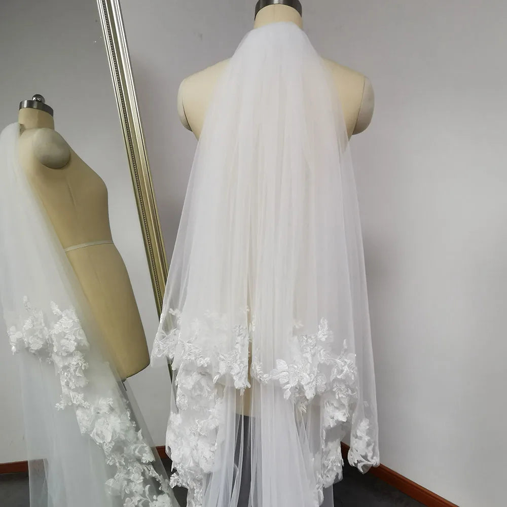 Customized Real Photos 3m/3.5m/4m Lace Edge Wedding Veil with Blusher 2 Tiers Comb Ivory/White for Wedding