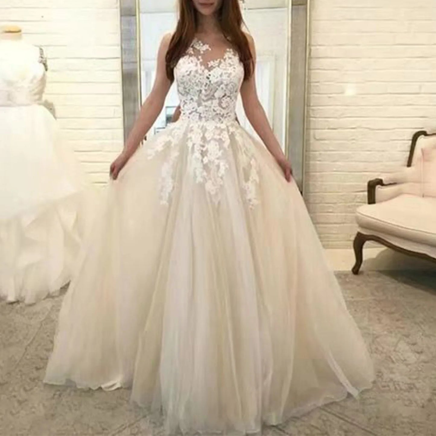 V-Neck Wedding Dresses Lace Applique Bride Gowns