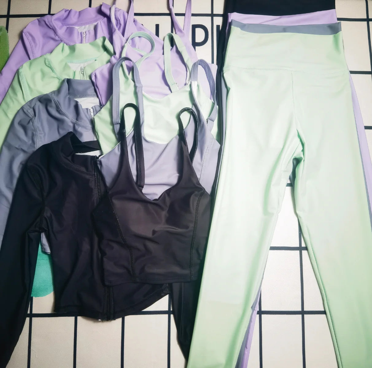 2025 Women's Long Sleeve Yoga workout suit Premium swimsuit, super stretch yoga leggings Exercise fitness three-piece set