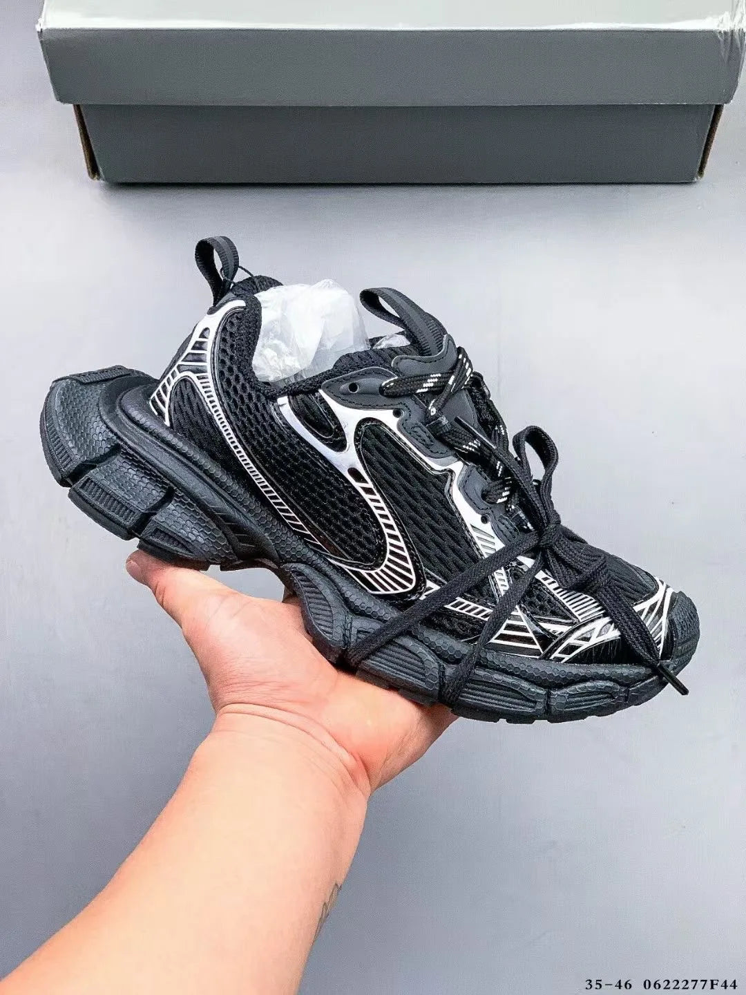 Spring Summer Outdoors Fashion Casual Flat Bottom Shoes Man's Round Toe Sequins Leather Patchwork Lace-Up Low Cut Man Shoes