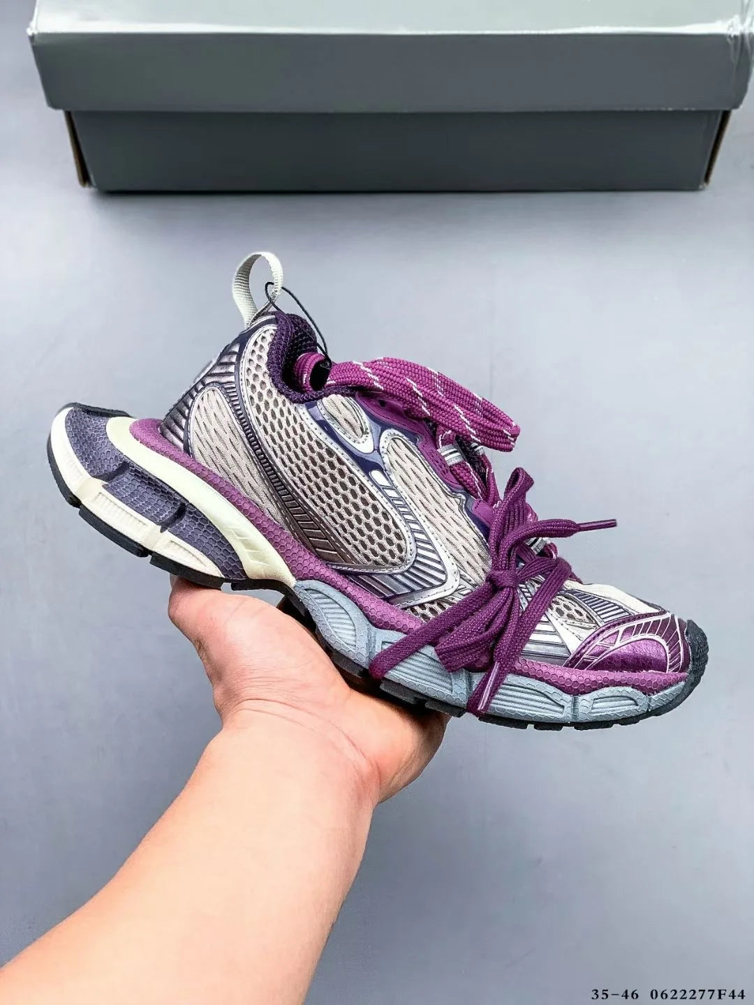 Spring Summer Outdoors Fashion Casual Flat Bottom Shoes Man's Round Toe Sequins Leather Patchwork Lace-Up Low Cut Man Shoes