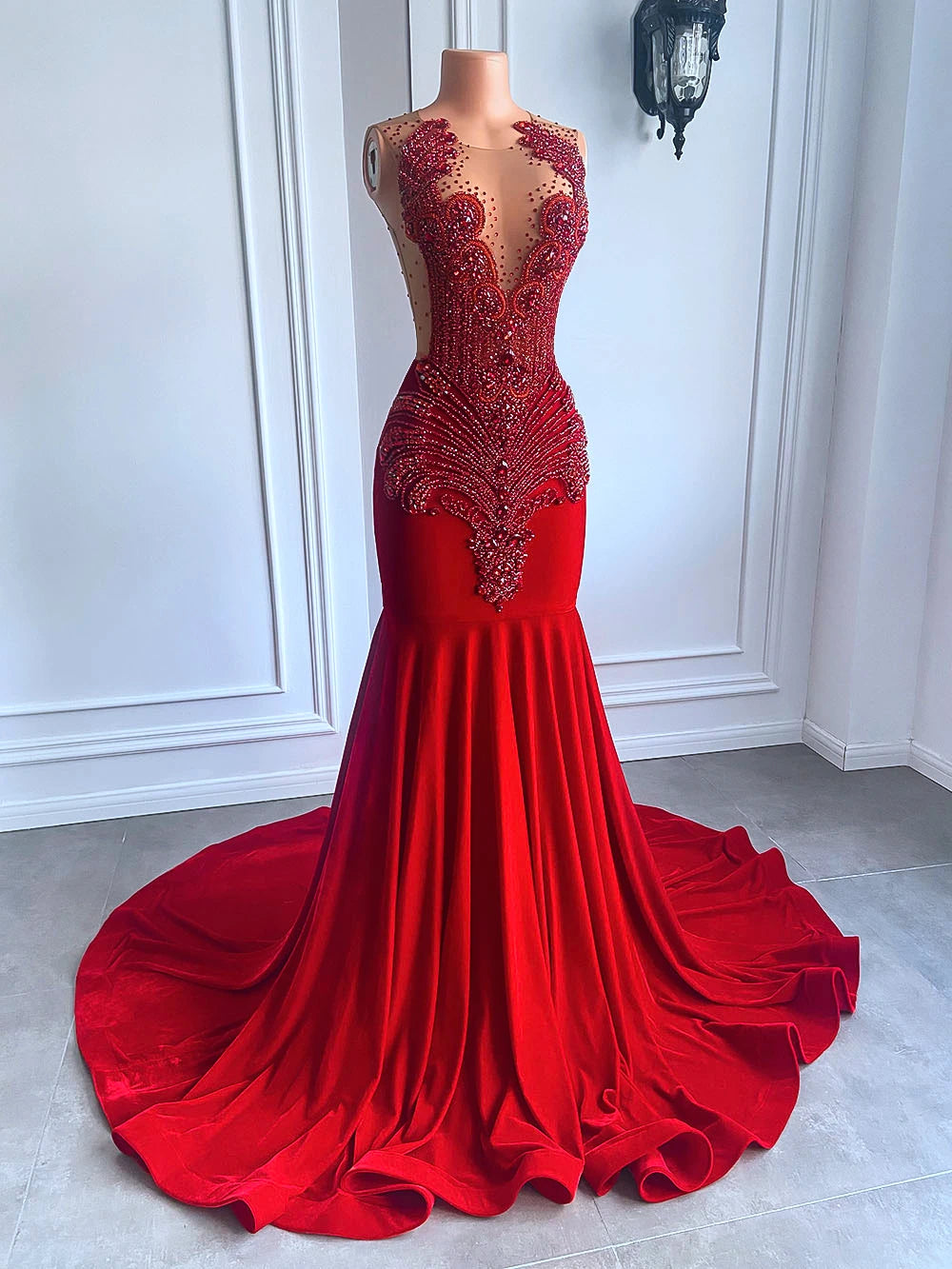 Long Prom Dresses 2025 Luxury Sparkly Beaded Diamond Sexy Mermaid Sheer Top Black Girl Red Velvet Prom Gala Gowns